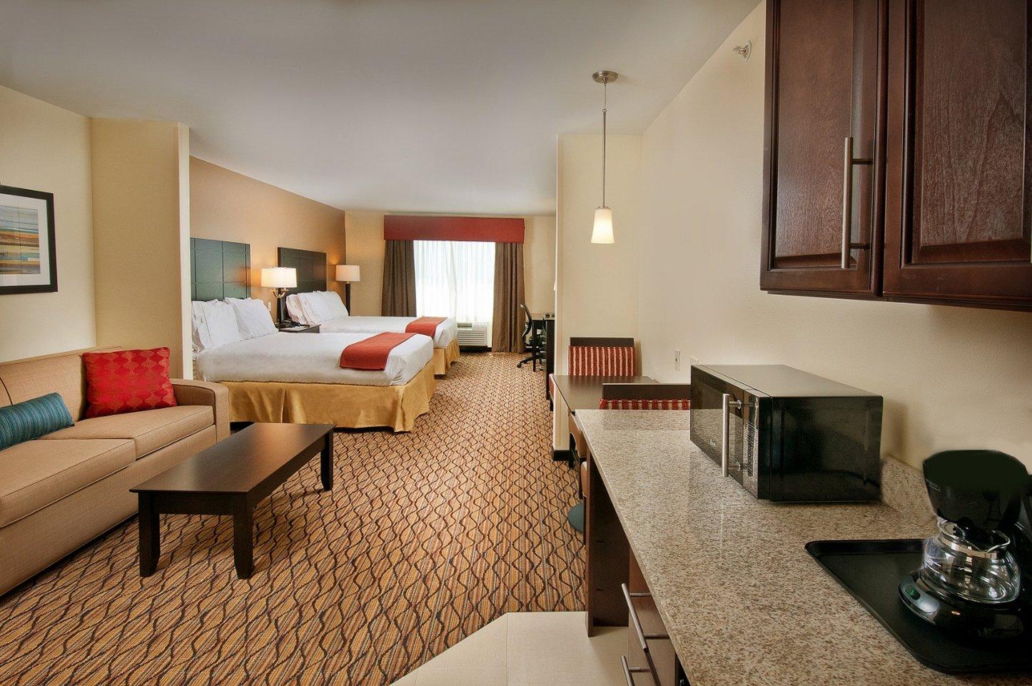 Holiday Inn Express Hotel And Suites Pearsall By Ihg Bagian luar foto